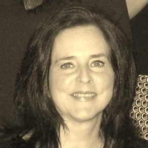 Cindy Lowe Photo 11