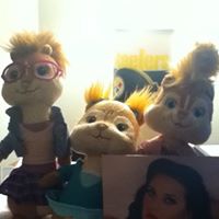 Eleanor Miller Photo 7