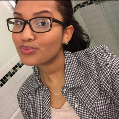 Elizabeth Sandoval Photo 38