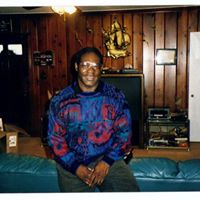 Stanley Strong Photo 9