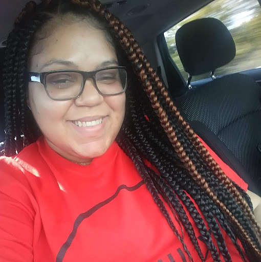 Erica Perry Photo 11