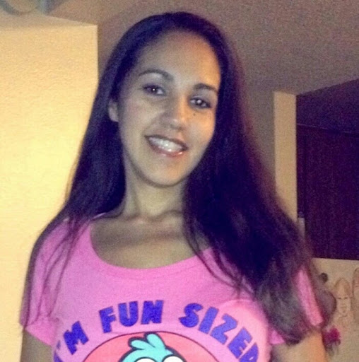 Alicia Dawson Photo 13