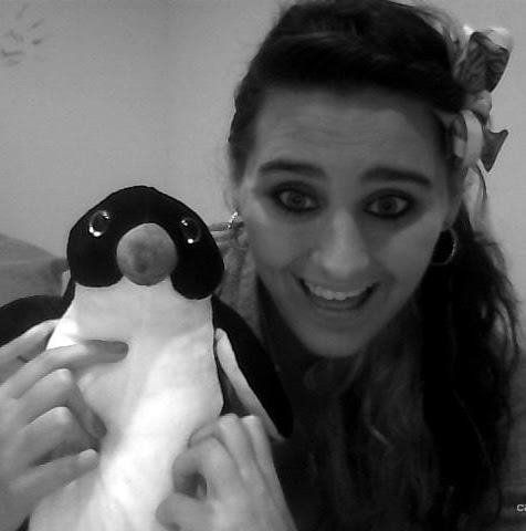 Angela Macleod Photo 15