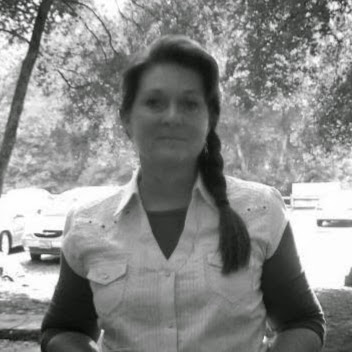 Kim Stevenson Photo 34