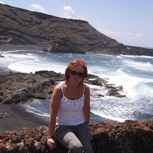 Sandra Macdonald Photo 18