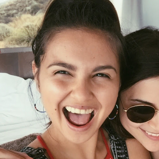 Elizabeth Arellano Photo 28