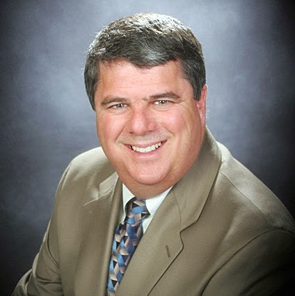 Dennis Quinn Photo 11