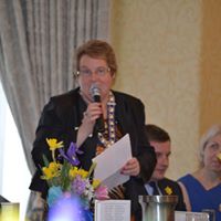 Gillian Davies Photo 17