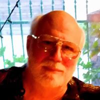 George Holmes Photo 39