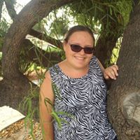 Elizabeth Lackey Photo 30