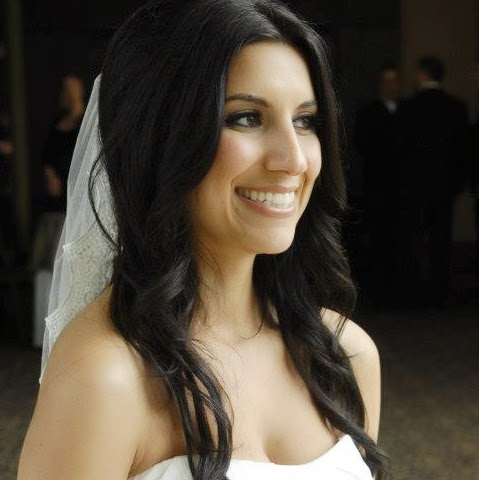 Nicole Kahn Photo 15