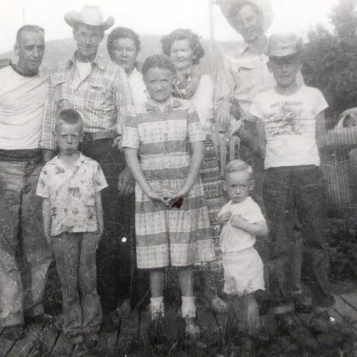 Sue Edwards Photo 34