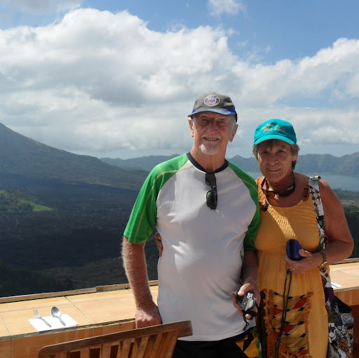 Lorraine Fox Photo 22