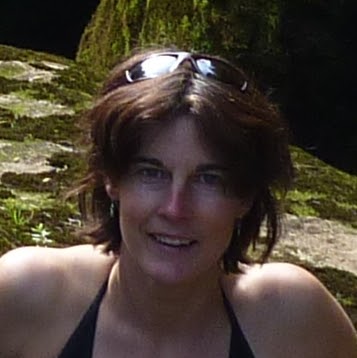 Heather Rhodes Photo 20
