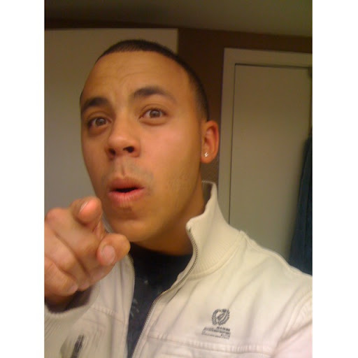 Alexander Edwards Photo 29