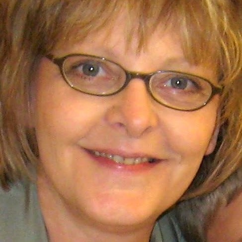 Susan Hunt Photo 11