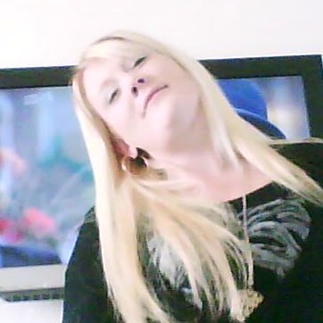 Julie Mahoney Photo 14