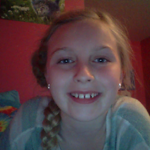 Josie Anderson Photo 8