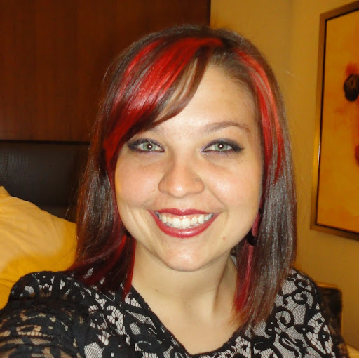 Meredith Moore Photo 17