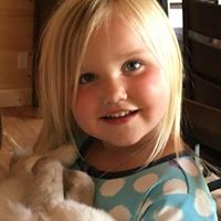 April Mclaughlin Photo 14