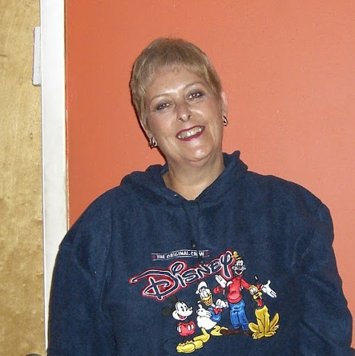 April Mclaughlin Photo 11