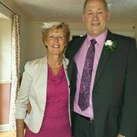 Julie Lovelace Photo 17