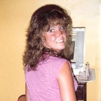 Sandy Riddle Photo 18