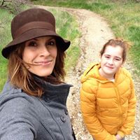 Jennifer Calderon Photo 19