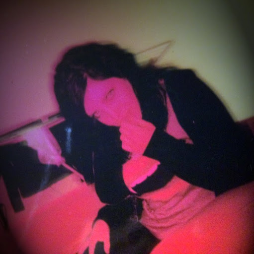 Victoria Zapata Photo 14