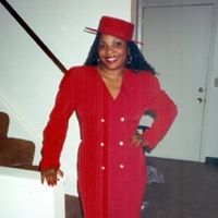 Angela Curtis Photo 19