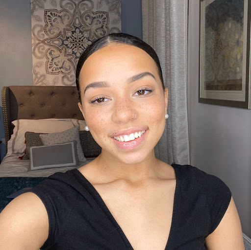 Maya Wright Photo 35