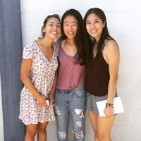 Julie Yi Photo 12
