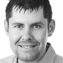 Conor O'Brien Photo 19