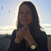 Sandra Voelker Photo 3