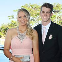 Michelle Dingle Photo 13