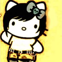 Stephanie Serrano Photo 39