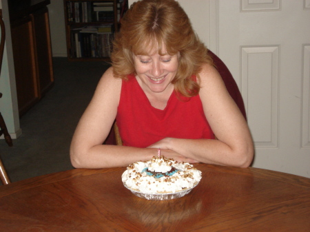 Christy Jones Photo 9