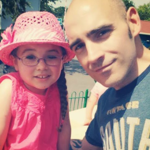 Danny Scott Photo 32