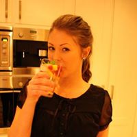 Sarah Beauchamp Photo 25