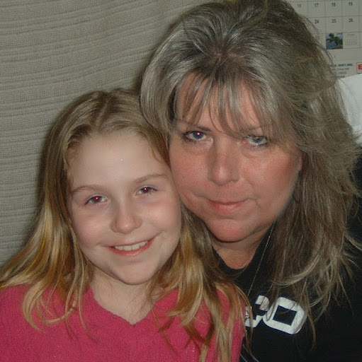 Kathie Turner Photo 26