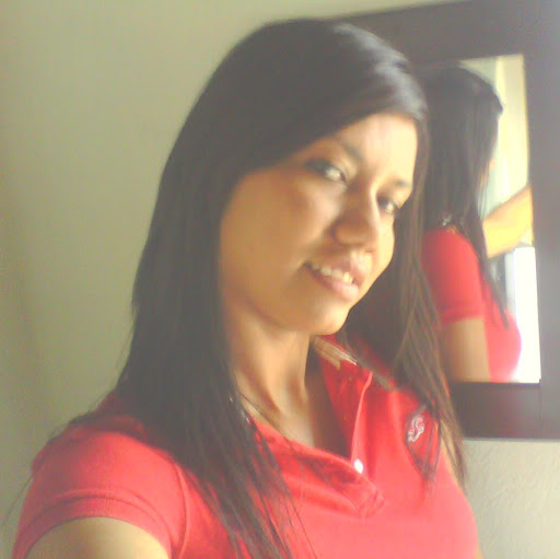 Elizabeth Alvarado Photo 8