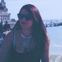 Debbie Duarte Photo 8