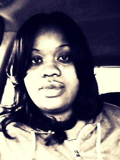 Angela Oliver Photo 18