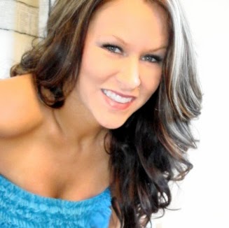 Pamela Groves Photo 17