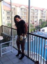 Julia Huggins Photo 20