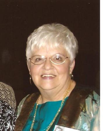 Sandra Waters Photo 32