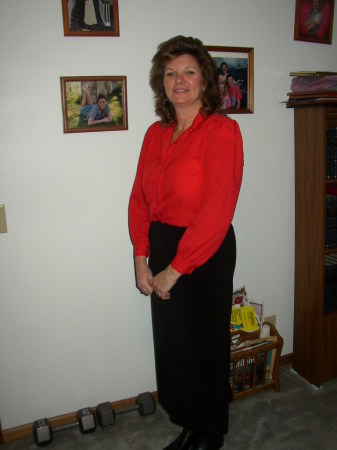 Julie Griffith Photo 37
