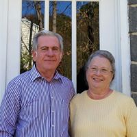 Barbara Phillips Photo 30