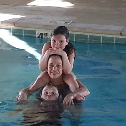 Angela Duncan Photo 20