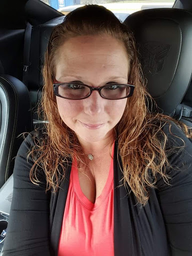 Stefanie Irwin Photo 22